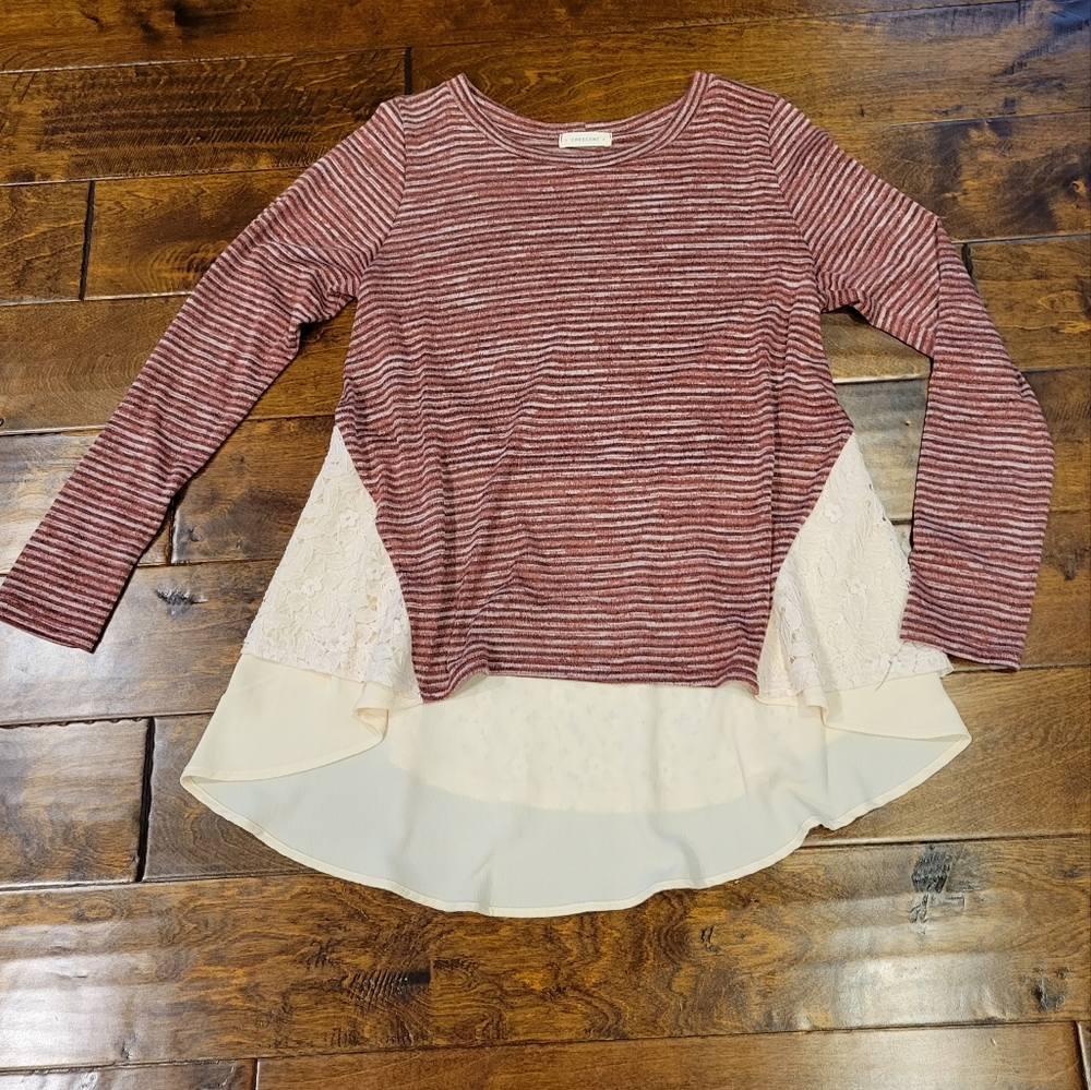 NWOT Crescent Top Size M